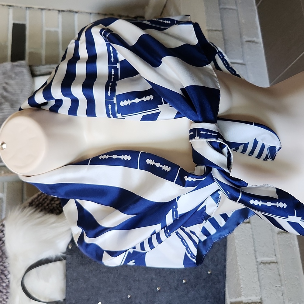 Chevalier d’Eon France 100% Silk Twill Scarf Blue White 90cm Luxury Rare